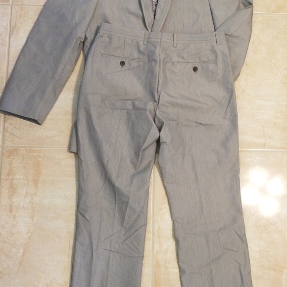 Slim fit INC grey suit - Picture 5 of 7